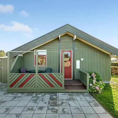 3 Bedroom Lovely In Дом отдыха *
