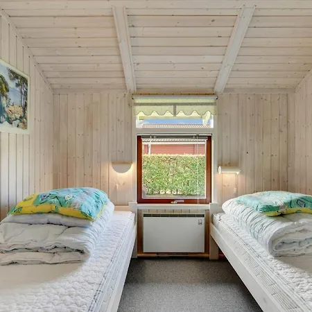 3 Bedroom Lovely In Дом отдыха *